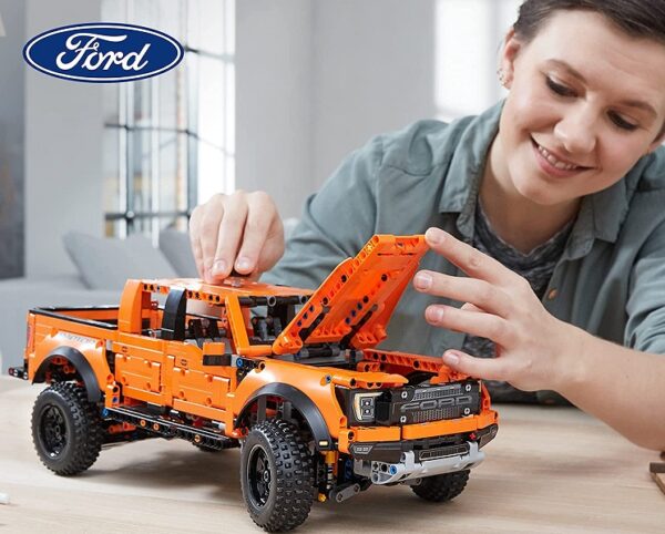 Lego Technic Ford F-150 Raptor 42126 - Discontinued 660 0053 3