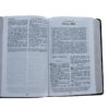 KJV, Deluxe Reference Bible, Personal Size Giant Print, Black - Image 3