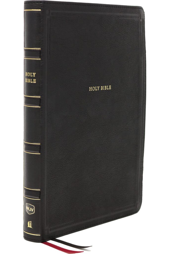 Image of NKJV, Deluxe Thinline Reference Bible, Leathersoft, Black, Comfort Print