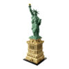 Lego Architecture Statue of Liberty 21042 - Image 4