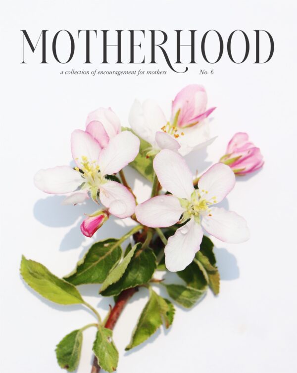 Motherhood Magazine No.6 118 2856 0 scaled