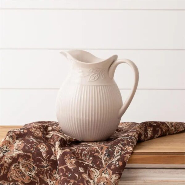 Pitcher - Ridged with Leaf Detail 460 1393 0