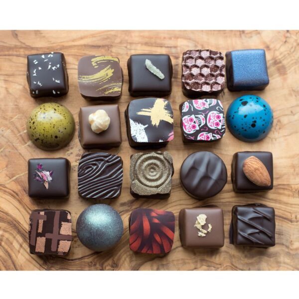 Assorted Chocolates Gift Box - 6 pk 450 1133 4