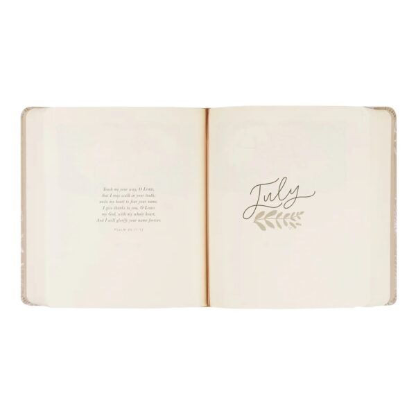 One Thing I Ask 5-Year Prayer Journal: Cordova Theme - Image 5