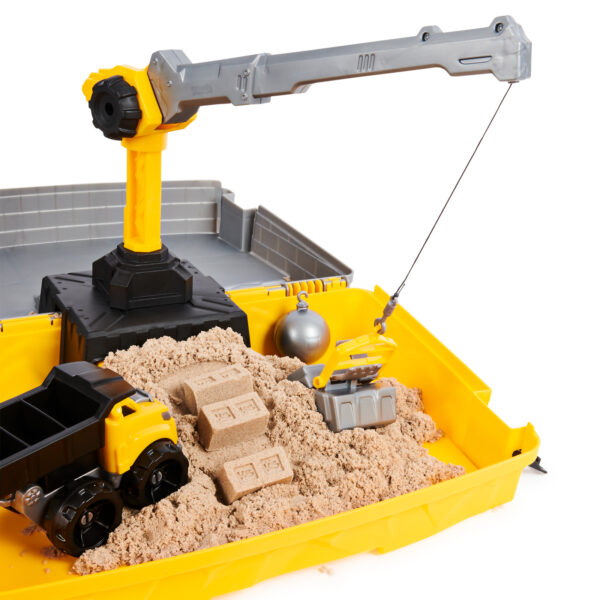 Kinetic Sand, Construction Site Folding Sandbox - Image 4